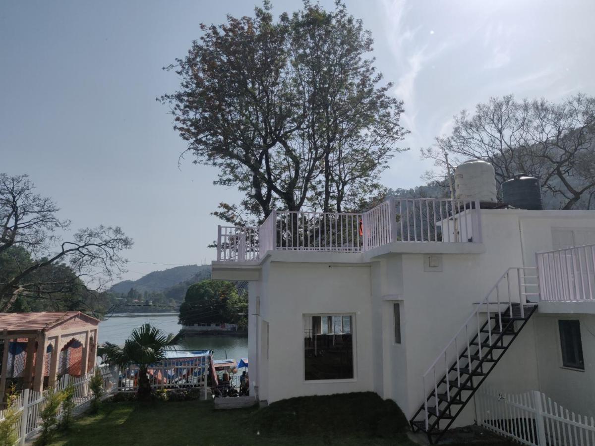 The Periwinkle Homestay Bhimtal Bhīm Tāl Exterior foto
