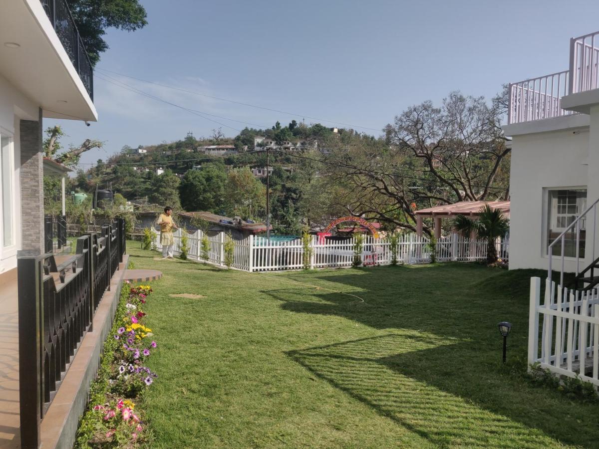 The Periwinkle Homestay Bhimtal Bhīm Tāl Exterior foto