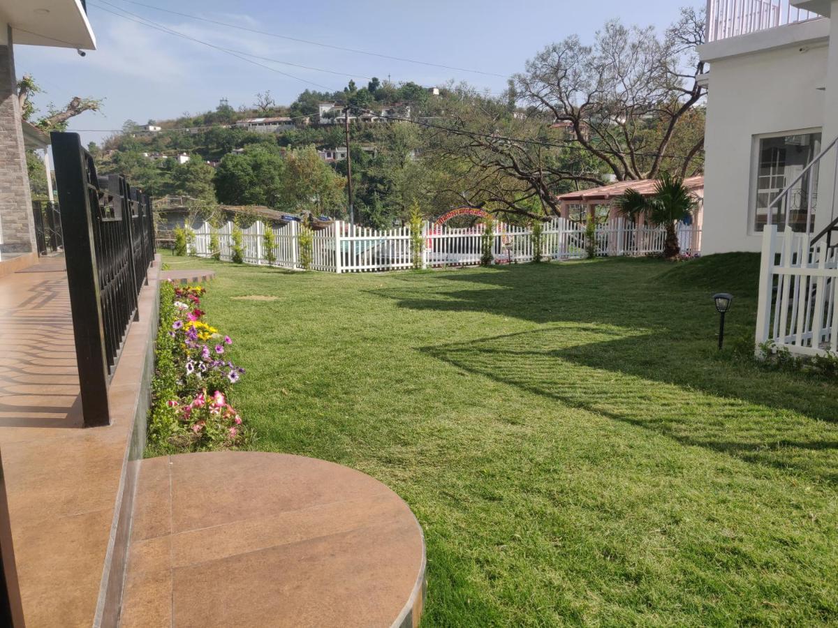 The Periwinkle Homestay Bhimtal Bhīm Tāl Exterior foto